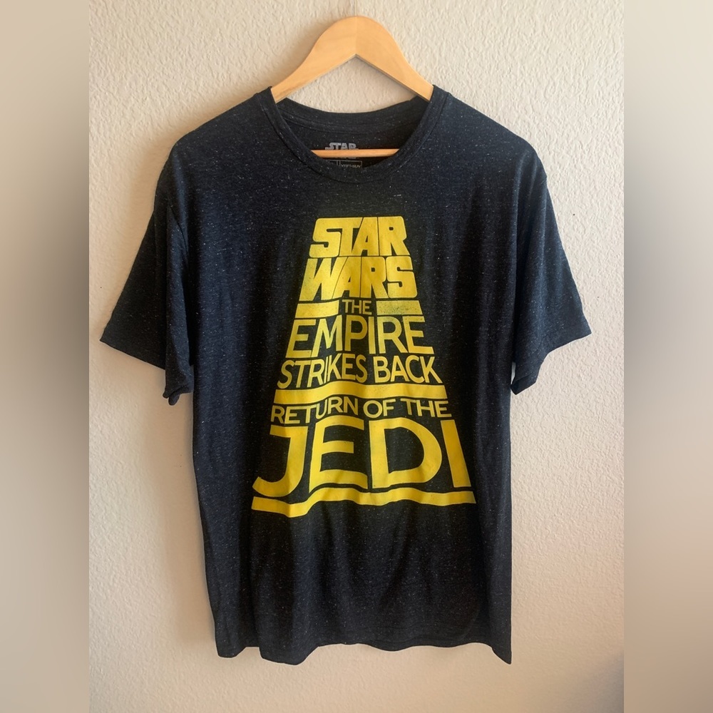 Star Wars- The Empire Strikes Back-Dark Grey Short Sleeve T-Shirt Men’s - Size L